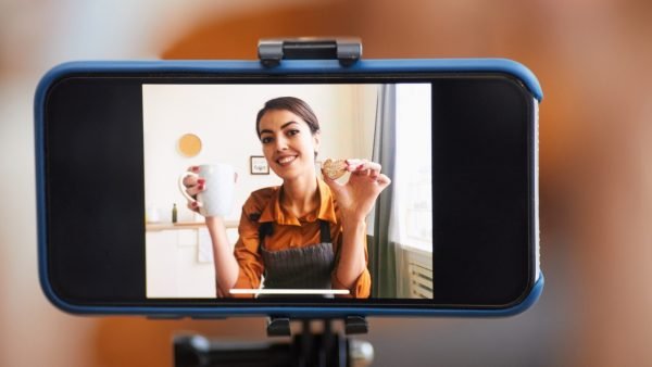 Smartphone Vlogging