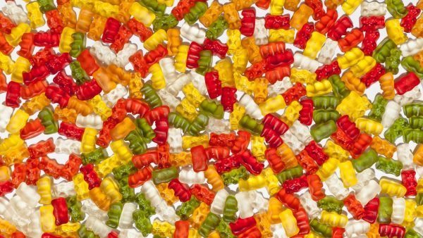 Continuing the trend in the latter half of 2020, dried cannabis sales are holding steady, but flower's share dropped nearly 3% between September & October 2020.