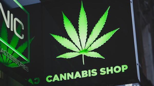 ﻿ 2021 was a year of big change for the Canadian cannabis industry as 1,430 new retailers opened across Canada, most in Ontario.