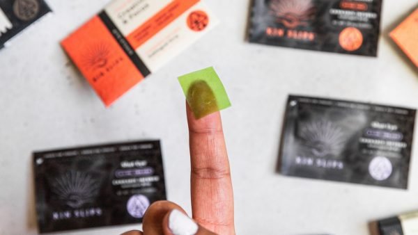 ﻿ What cannabis products are dominating the market and which declining? A new Headset report explores the most popular cannabis products in Canada and the US.