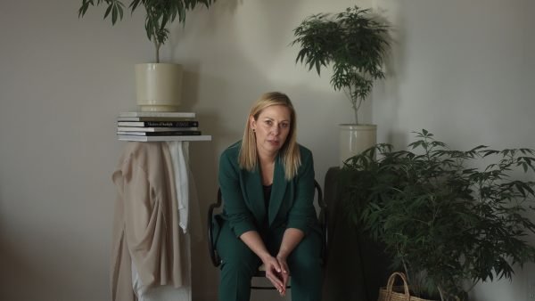 ﻿ Marcie Kiziak is the Chief Executive Officer of Nova Cannabis, an industry advocate, passionate supporter of women in cannabis, and non-profit volunteer.
